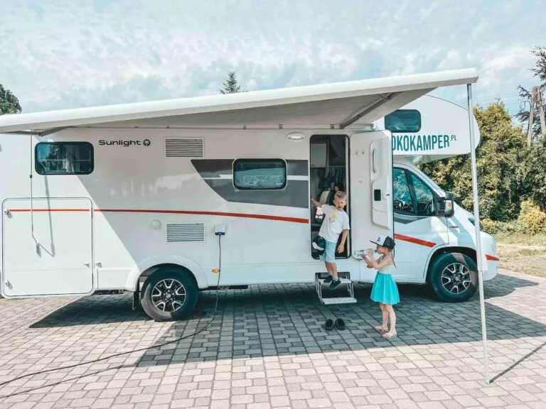 Pierwszy dzień podróży kamperem z&nbsp;dziećmi do&nbsp;Włoch. Początki naszej przygody.