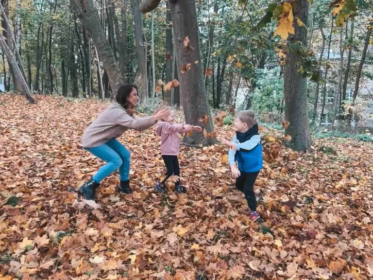 Piosenki o&nbsp;jesieni dla dzieci