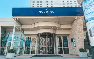 Novotel Warszawa Centrum: komfort dla rodziny i biznesu w jednym miejscu